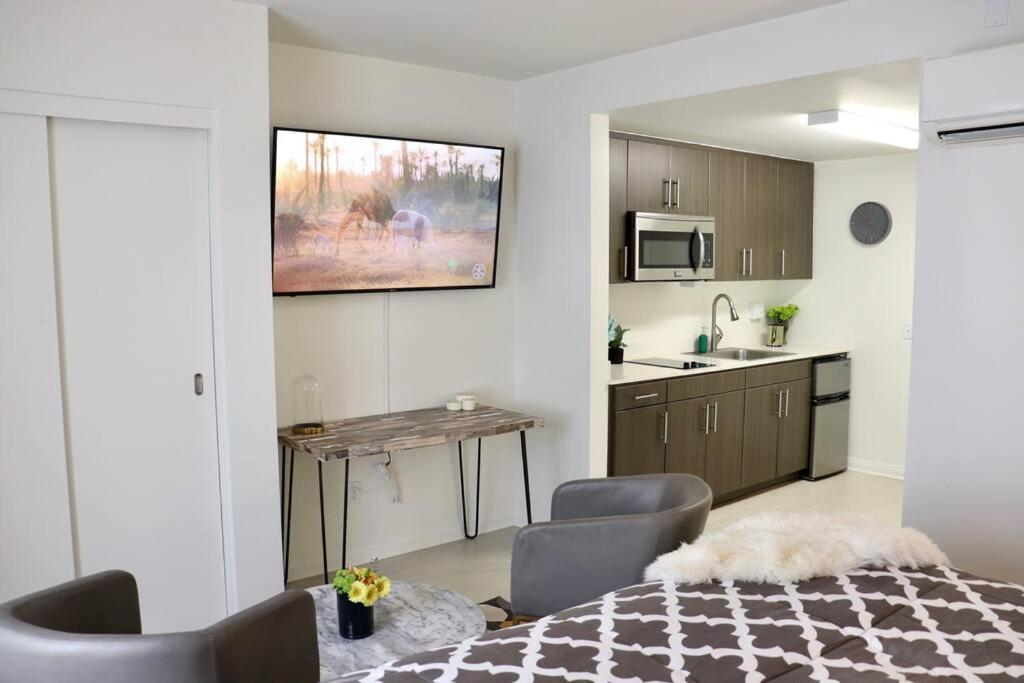 Apartment On The Promenade Los Angeles